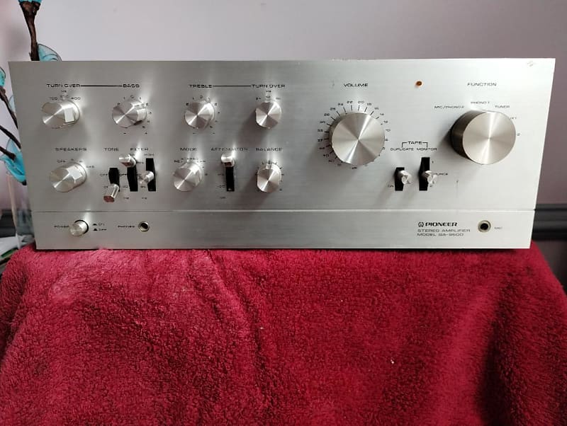 Pioneer SA9500 integrated amplifier in excellent condition, serviced. - 1970&#039;s  			