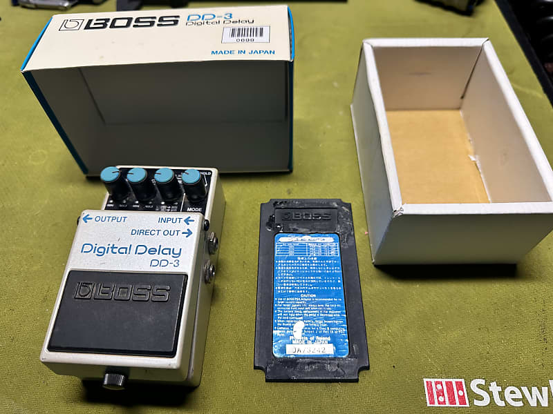 Boss DD-3 Digital Delay