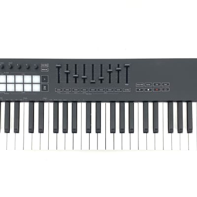 Novation Launchkey 61 MKIII MIDI Keyboard Controller 2020 - Present - Black