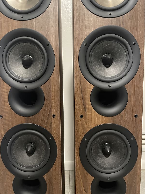 KEF iQ9 Tower Speakers | Reverb