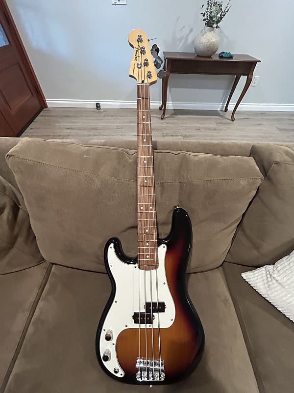 Fender Player Precision Bass Left Handed 3 Color Sunburst Reverb 6485