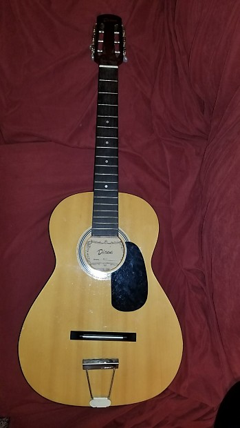 Dixon top acoustic guitar