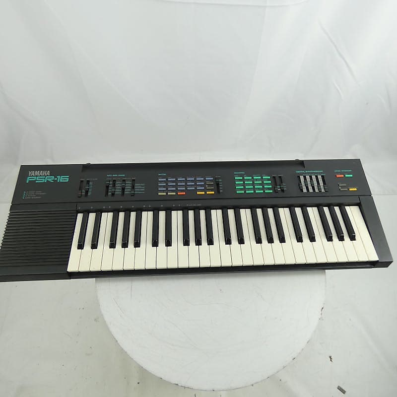 Used Yamaha PSR16 FM SYNTH Synthesizers 49Key Reverb