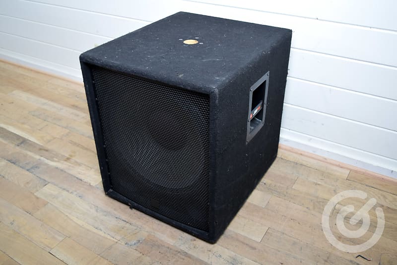 Jbl jrx118sp hot sale powered subwoofer