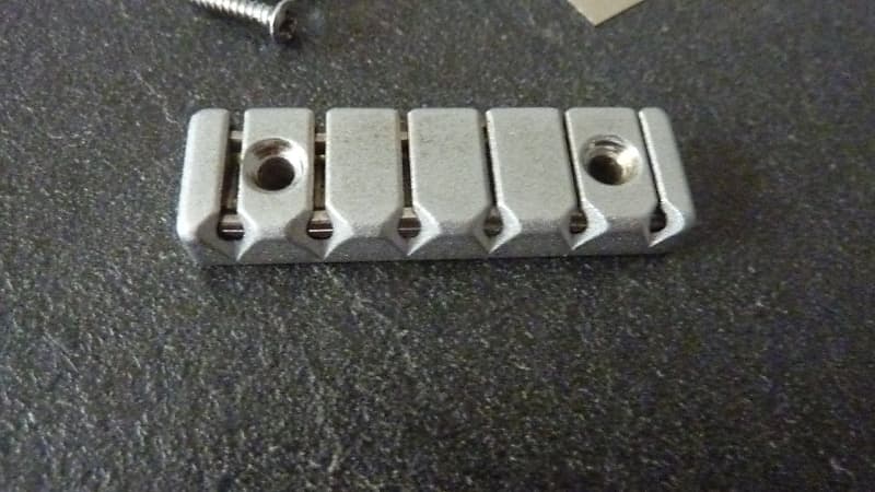 Wilkinson Roller Nut Fender / Strat plus 80's | Reverb