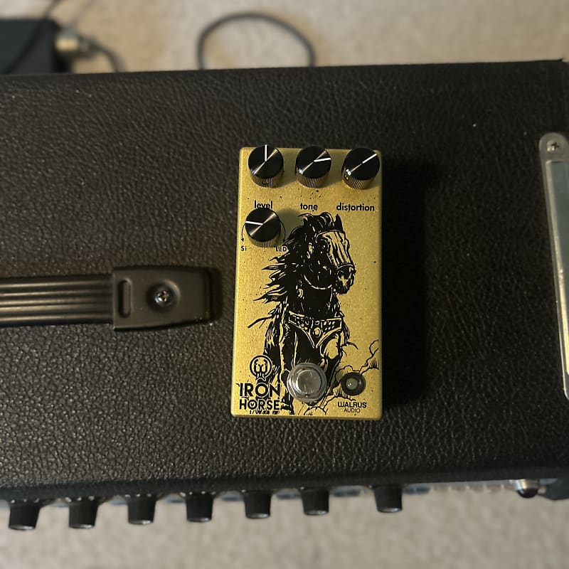 Walrus Audio Iron Horse V3