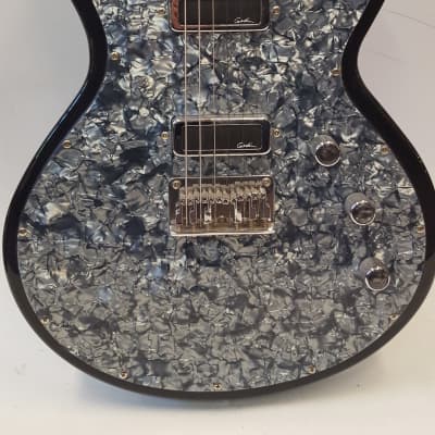 ゴダン　ラジエイター　GODIN RADIATOR ブラック Radiator Matte Black RN | Godin Guitars