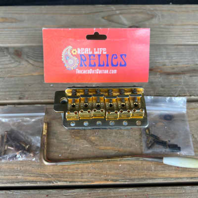 Real Life Relics Fender® Aged GOLD Stratocaster® RELIANCE Tremolo Bridge Kit 2 3/16 String Spacing  0053275000  [K10] image 4