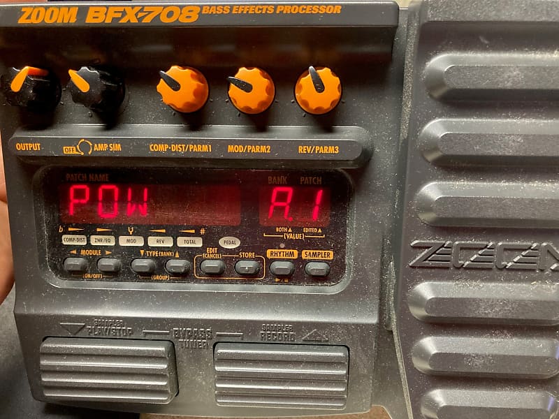 Zoom BFX708 Bass Guitar Effects Processor Reverb