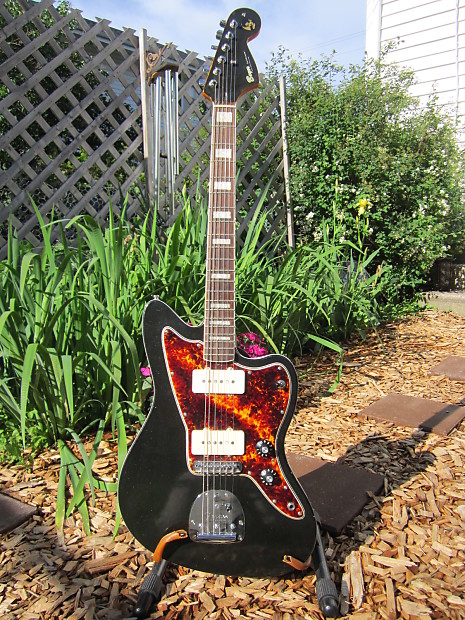 Danelectro jazzmaster deals