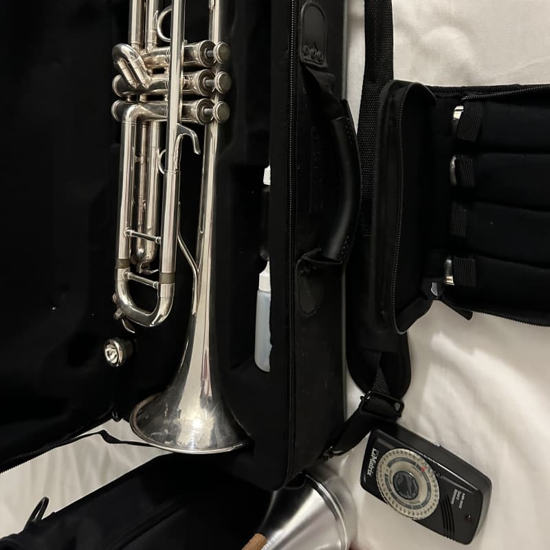 Blessing USA ML-1 LT Artist Lightweight trumpet, case, mouthpiece Blessing  7c, mute Leblanc, gamonbrass | Reverb