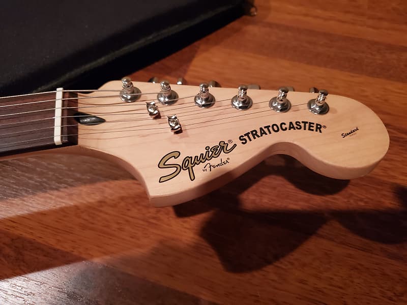 2009 Squier Standard Stratocaster FSR Silver Sparkle Edition