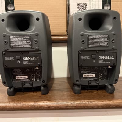 Genelec 8320A SAM 4" Powered Nearfield Studio Monitor (Pair) 2016 - 2021 - Gray image 4
