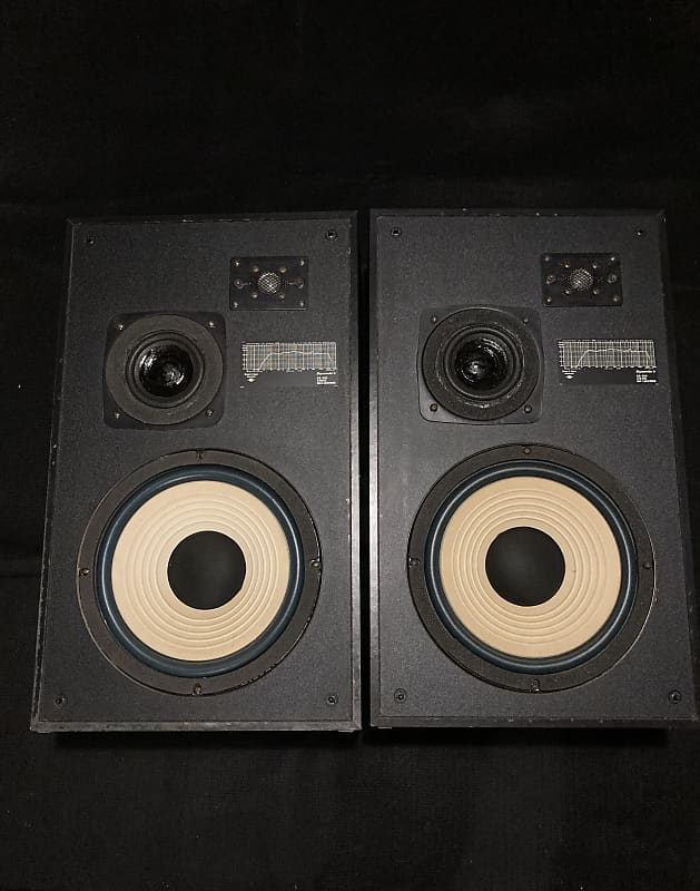Pair of rare B&K Dynamic´´s speakers image 1