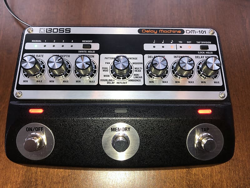 Boss DM-101 Delay Machine