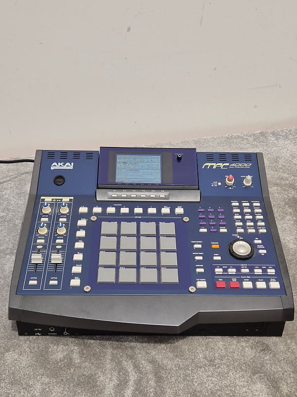 Akai MPC4000 Music Production Center | Reverb UK