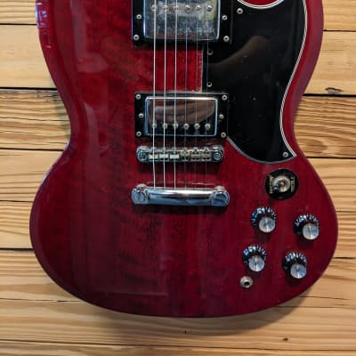 Epiphone G-400 (1996 - 2015)