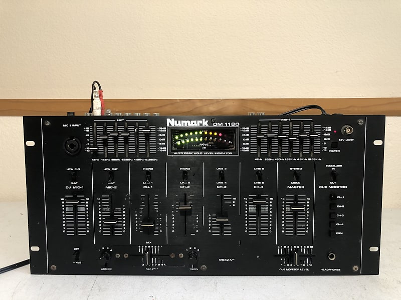 Numark DM 1180 DJミキサー　ベスタクス Numark DM-1180 Mixer Preamp DJ Audio Audiophile Vintage HiFi