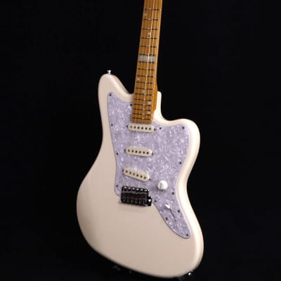 FERNANDES DECADE-125 SID Shinji Model White [SN 001268] [03