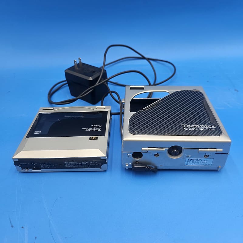 Technics Portable CD Player SL-XP7 with Case SH-CDB7 | Reverb
