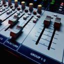 Soundcraft  signature 12-Channel Mixer w/ Effects