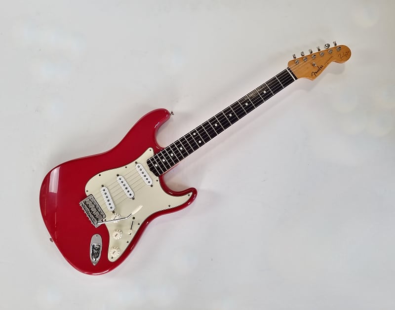 Fender Stratocaster ワインレッド+Plastiqueアンプ Fender Stratocaster ワインレッド+Plastiqueアンプ Fender