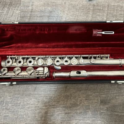 Yamaha YFL-581 925 Profesional Open Hole Flute in Solid | Reverb