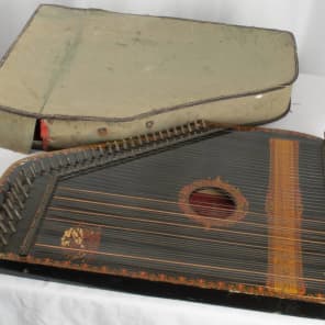 Menzenhauer store guitar zither