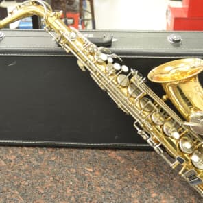 Jupiter jas 667 alto clearance saxophone