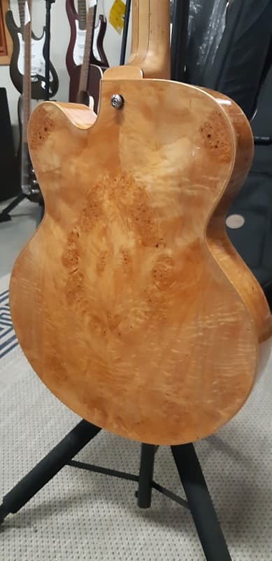 RARE and Gorgeous 2007 Ibanez Artcore Custom AF105BM-NT