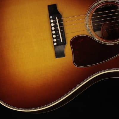 Gibson J-45 Deluxe (#032) image 2