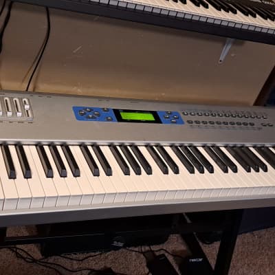 Alesis Qs8.2