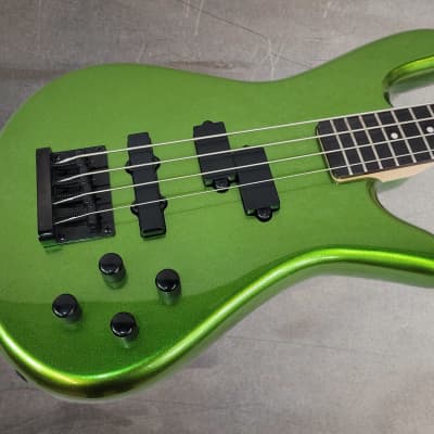 SPECTOR NS PERFORMER 4 BASS IN METALLIC GREEN for sale
