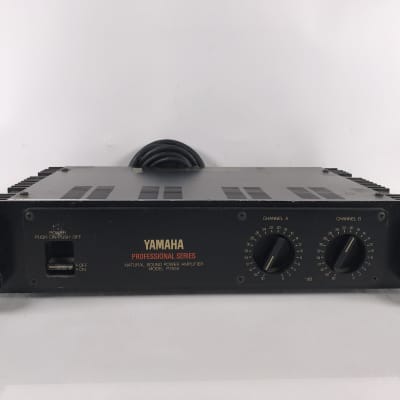 Yamaha P2050 Professional Series Natural Sound Power Amplifier