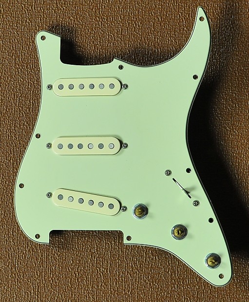 Lollar Blackface Stratocaster Pickups - Loaded Pickguard with RS  Guitarworks Premium Wiring