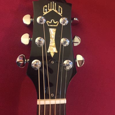 Guild GF30 SB Sunburst acoustic guitar 90's Westerly RI Archback Spuce / Maple image 4