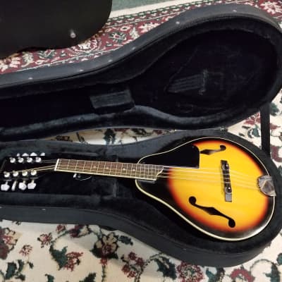 Harmony M100 Mandolin 1970s Sunburst image 4