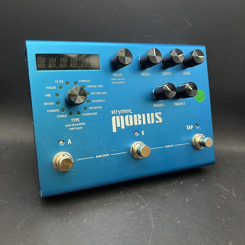 Strymon MOBIUS