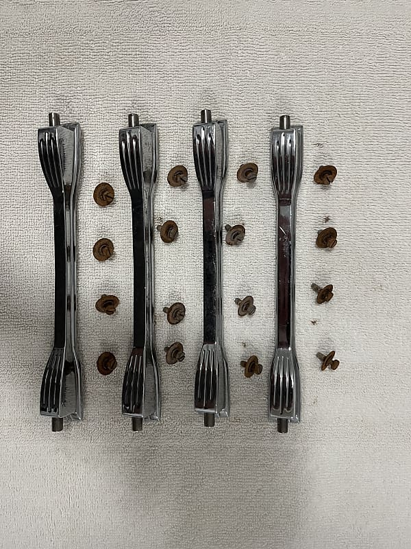 Ludwig Bass Drum Lugs, 8", set of 4, chrome Reverb