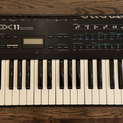 Yamaha DX11 Programmable Algorithm Synthesizer 1988 - Black