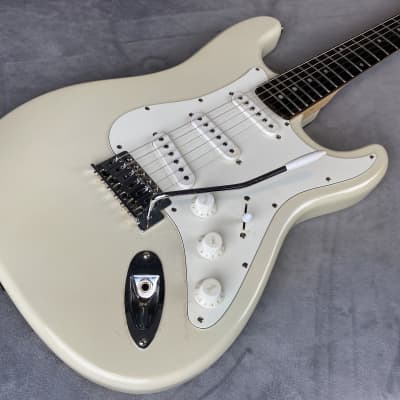 JB Player JBG-165 / PW Stratocaster  Pearl White 1990’s for sale
