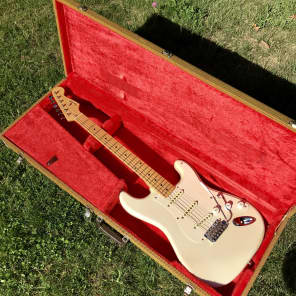 1957 Fender Stratocaster AVRI American Vintage Reissue 2003