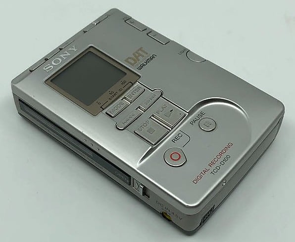 Sony TCD-D100 1997 Silver