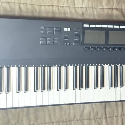 DTM・DAW KOMPLETE KONTROL S88 MK2 Native Instruments KOMPLETE KONTROL S88 MK2 88-Key