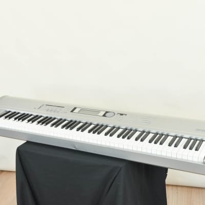 Korg TRITON Le 88 Music Workstation Keyboard