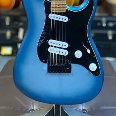 SQUIER CONTEMPORARY STRAT SPECIAL ROASTED MAPLE FINGERBOARD SKY BURST METALLIC New Old Stock 2022 image 3