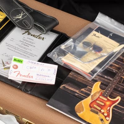 Immagine Fender Custom Shop CS 1960 Stratocaster Limited Edition LTD, Journeyman Relic Aged Aztec Gold - 3
