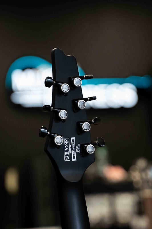 ISS　Ibanez ICTB721-BKF [IRON LABEL] Ibanez Iron Label Iceman 7-string - Black Flat | Sweetwater