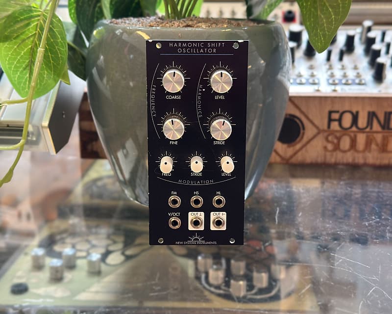 Harmonic Shift Oscillator - New Systems Instruments