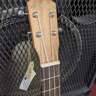 NEW! Islander by Kanile'a Traditional Tenor Ukulele - Model MT-4-RB - Looks/Plays/Sounds Excellent! image 3